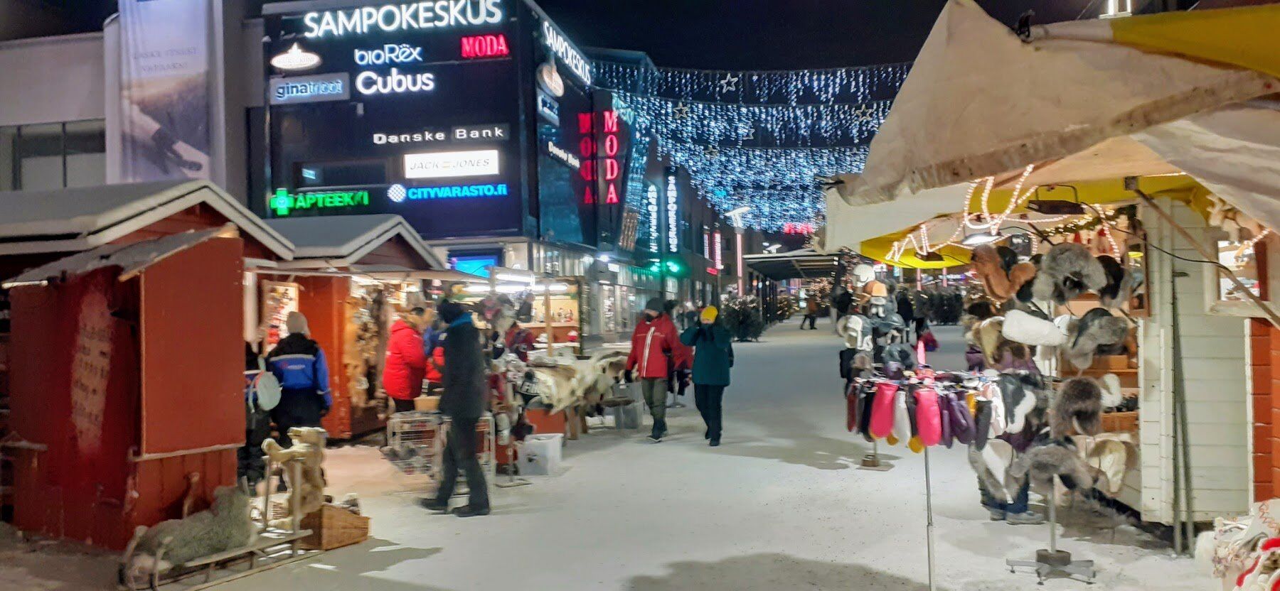 Коледен пазар в Рованиеми - екскурзия в Лапландия Travel with us Коледен пазар в Рованиеми - екскурзия в Лапландия